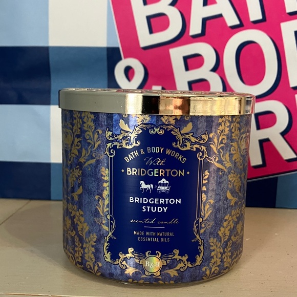 Bath & Body Works Bridgerton Study 3 Wick Candle - Blue and Gold - Picture 1 of 2